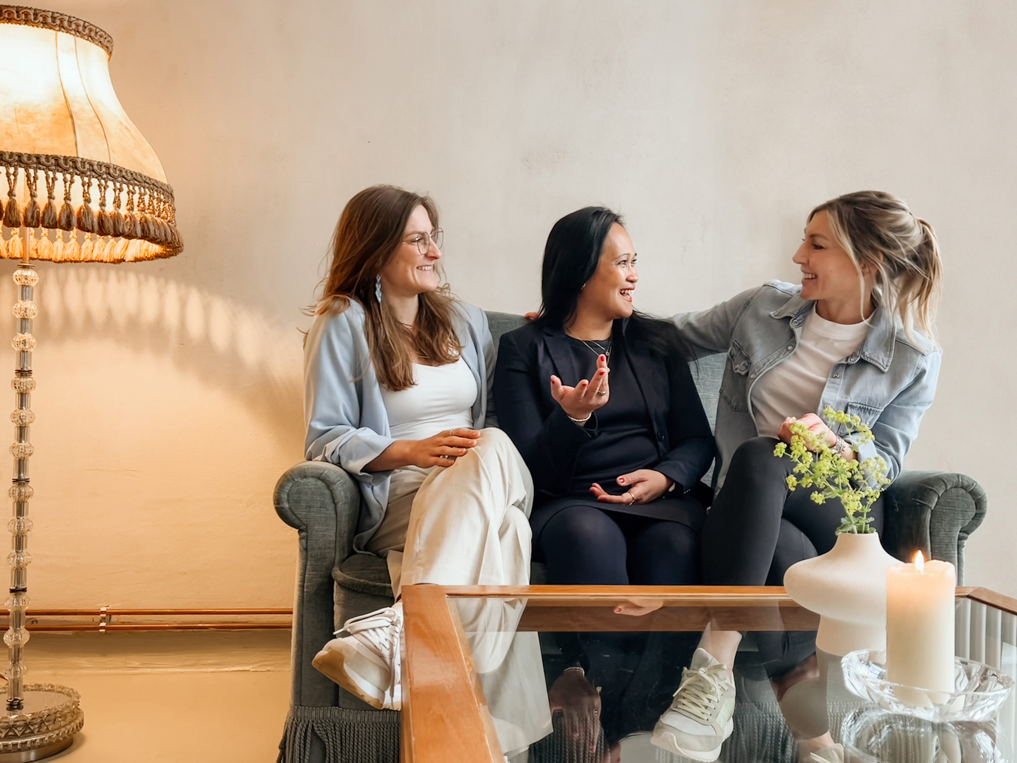Emily, Sina und Anna — SEA Studio Frankfurt